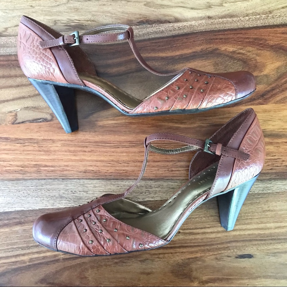 Gianni Bini snakeskin studded T-strap heels